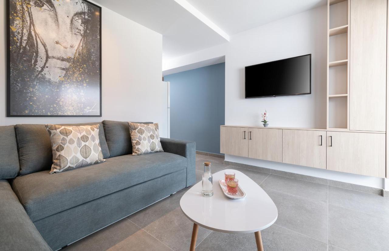 Sky Luxury Suites Sarti Exteriér fotografie